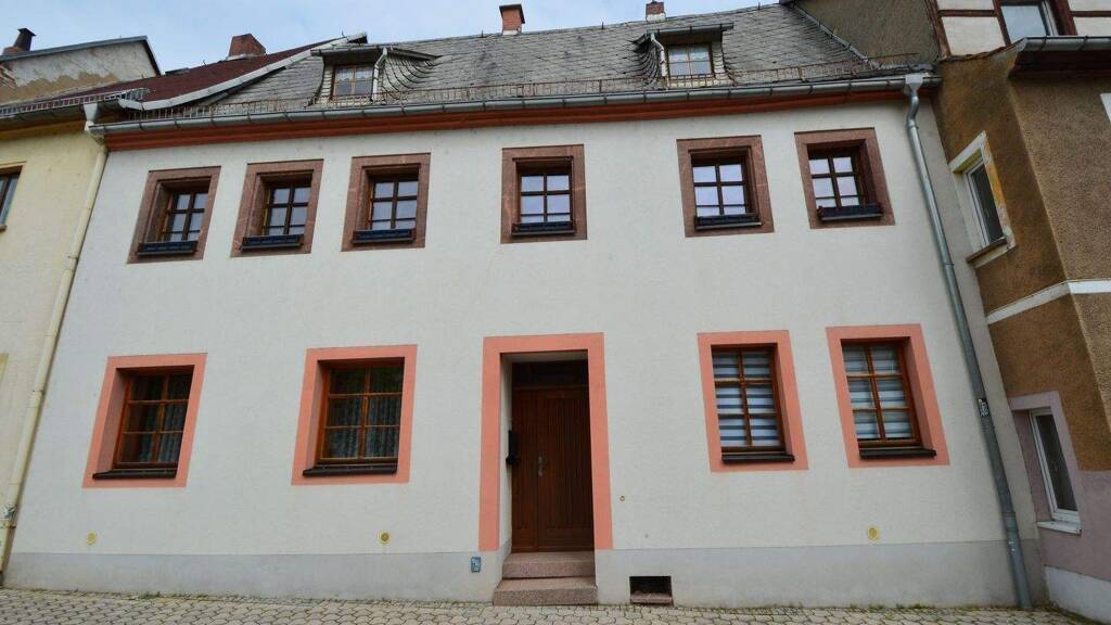 Einfamilienhaus zum Kauf 95.000 € 4 Zimmer 149 m² 914 m² Grundstück frei ab sofort Frohburg 04654