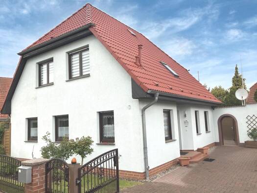 Einfamilienhaus zum Kauf 250.000 € 5 Zimmer 120,3 m² 466 m² Grundstück Demmin Demmin 17109