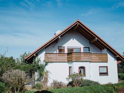 Einfamilienhaus zur Miete 1.800 € 6 Zimmer 170 m² 563 m² Grundstück frei ab sofort Oberdielbach Waldbrunn 69429