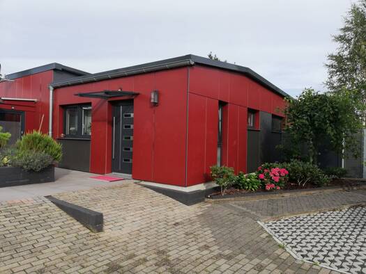 Bungalow zum Kauf provisionsfrei 570.000 € 4 Zimmer 130 m² 586 m² Grundstück frei ab sofort Schaag Nettetal 41334