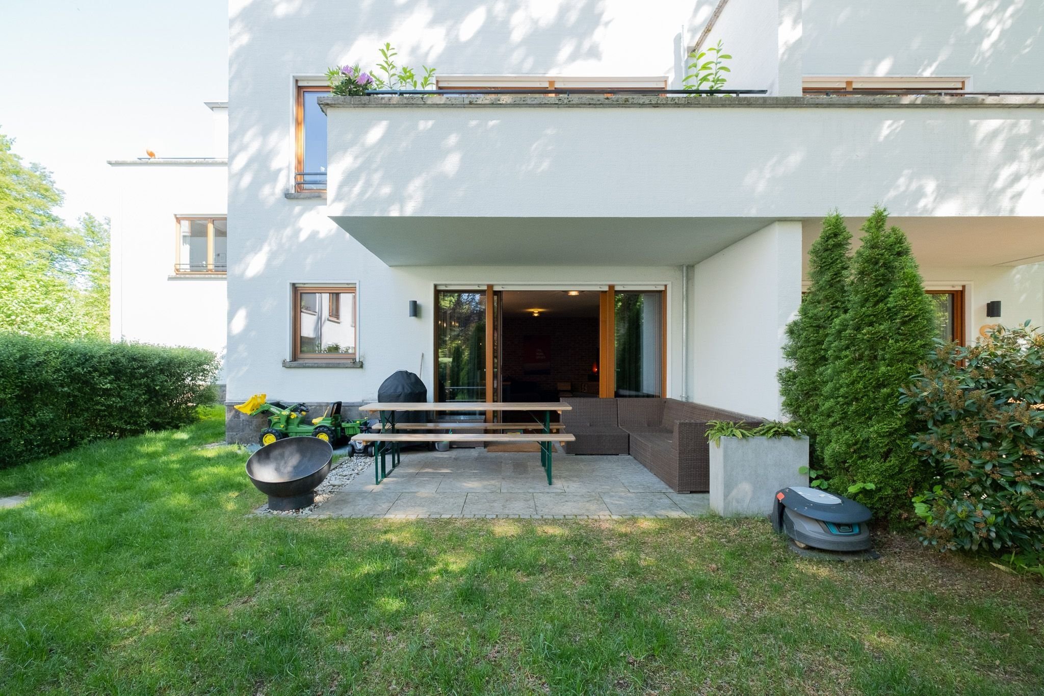 Terrassenwohnung zur Miete 3.200 € 5 Zimmer 126,3 m²<br/>Wohnfläche EG<br/>Geschoss ab sofort<br/>Verfügbarkeit Harlaching München 81545