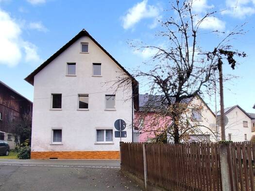 Mehrfamilienhaus zum Kauf 69.900 € 8 Zimmer 176,4 m² 203 m² Grundstück Kupferberg 95362