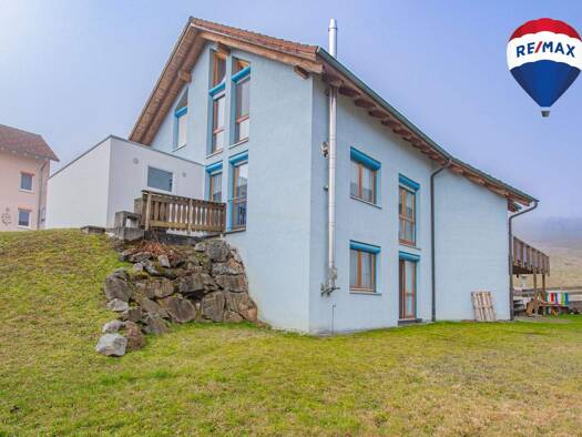 Doppelhaushälfte zum Kauf 395.000 € 7 Zimmer 124 m² 339 m² Grundstück Indlekofen Waldshut-Tiengen 79761