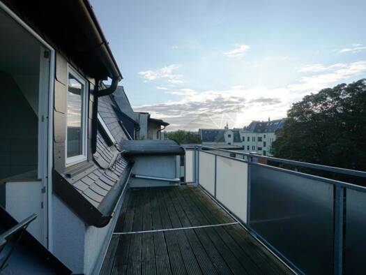 Wohnung zur Miete 369 € 1 Zimmer 58,8 m² 3. Geschoss frei ab sofort Spiegelstraße 9 Bahnhofsvorstadt Zwickau 08056