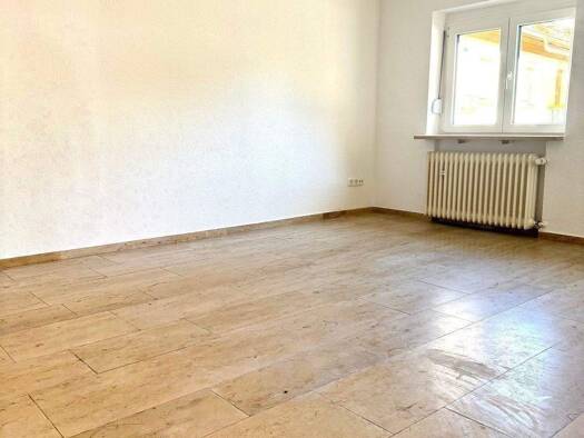 Wohnung zur Miete 1.500 € 6 Zimmer 173 m² frei ab sofort Haselnussweg 4 Weiherhof Zirndorf 90513
