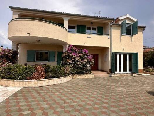 Haus zum Kauf 650.000 € 5 Zimmer 270 m² Sibenik