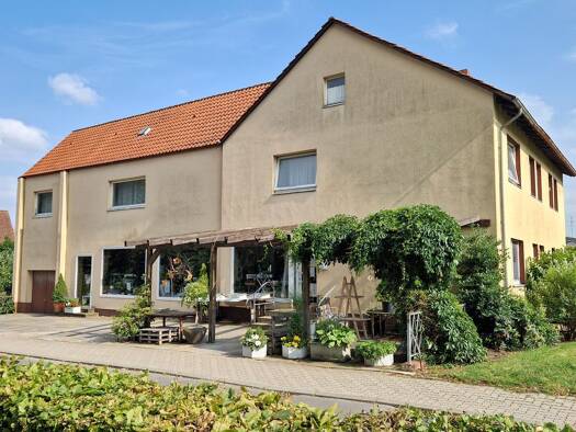 Haus zum Kauf 154.000 € 6 Zimmer 155,5 m² 1.667 m² Grundstück Schöningen Schöningen 38364