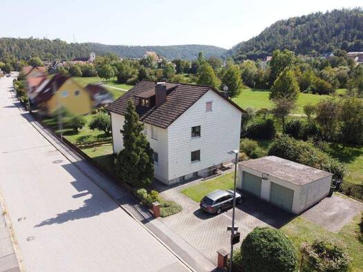 Wohnung zum Kauf 170.000 € 4,5 Zimmer 118 m² frei ab sofort Hohenburger Straße 11 Schmidmühlen Schmidmühlen 92287