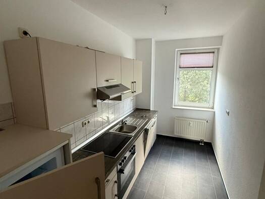 Wohnung zur Miete 265 € 2 Zimmer 63 m² 2. Geschoss Glösaer Straße 21 Ebersdorf Ebersdorf 09131