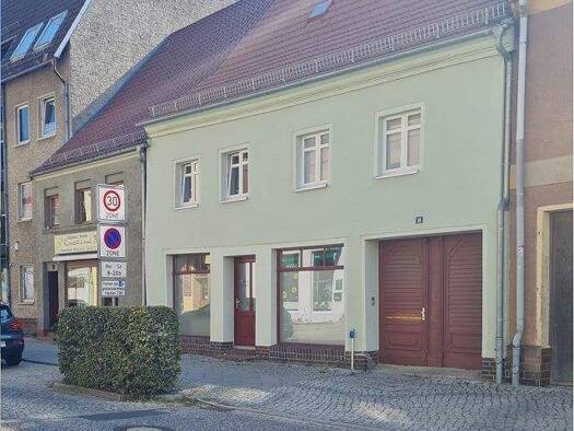 Bürofläche zur Miete provisionsfrei 503 € 2 Zimmer 92,9 m² Bürofläche Berliner Straße 18 Zossen Zossen 15806