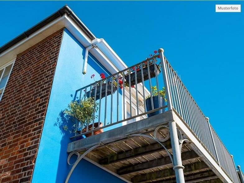 Wohnung zur Zwangsversteigerung provisionsfrei 142.000 € 3 Zimmer 60 m² Kröpeliner Tor-Vorstadt Rostock 18057