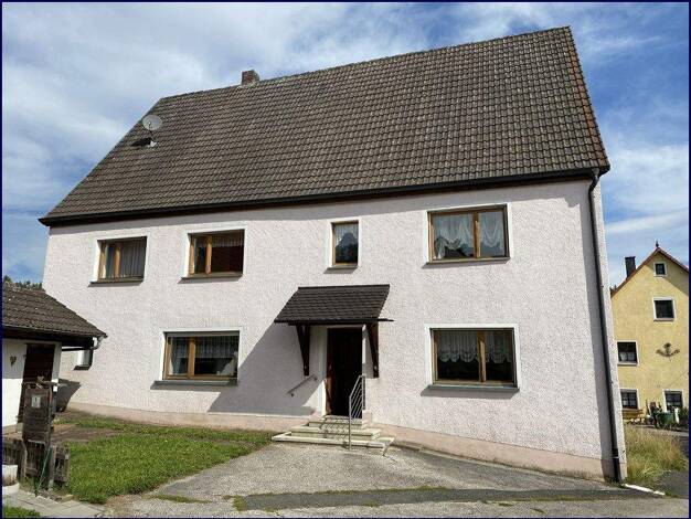 Einfamilienhaus zum Kauf 195.000 € 6 Zimmer 170 m² 1.330 m² Grundstück Fürnried Birgland / Fürnried 92262