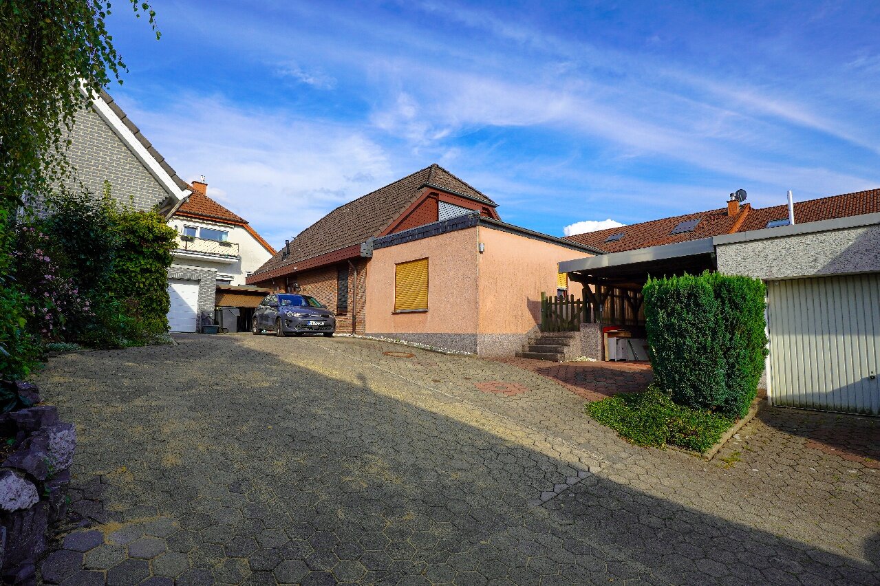 Einfamilienhaus zum Kauf 349.000 € 6 Zimmer 154 m²<br/>Wohnfläche 385 m²<br/>Grundstück Dröschede Iserlohn 58638