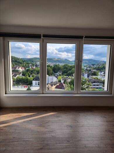 Wohnung zur Miete 650 € 2 Zimmer 70 m² 2. Geschoss frei ab 01.07.2025 Plettenberg Plettenberg 58840