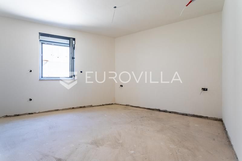 Wohnung zum Kauf 190.538 € 1 Zimmer 53 m²<br/>Wohnfläche Sirobuja 21000