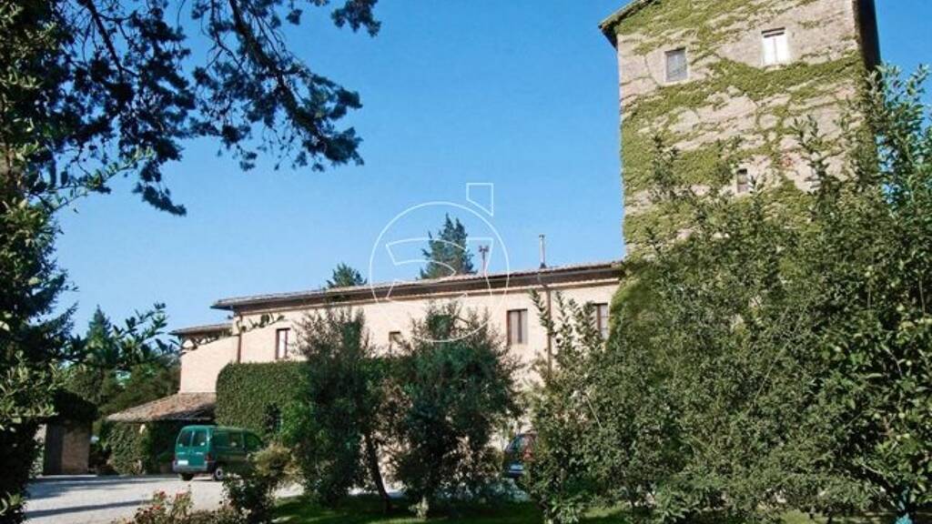 Villa zum Kauf 3.000.000 € 3 Zimmer 1.700 m² 70.000 m² Grundstück Siena