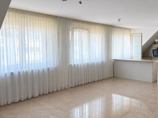 Wohnung zur Miete 1.250 € 4 Zimmer 89 m² Geschoss 2/2 frei ab 01.09.2026 Monheim Monheim am Rhein 40789