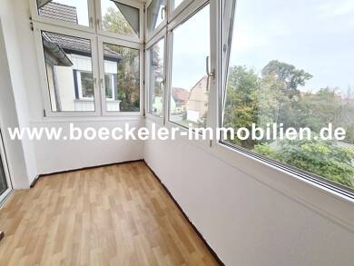 Wohnung zur Miete 650 € 4 Zimmer 115 m² 2. Geschoss frei ab 01.11.2025 Naumburg Naumburg 06618