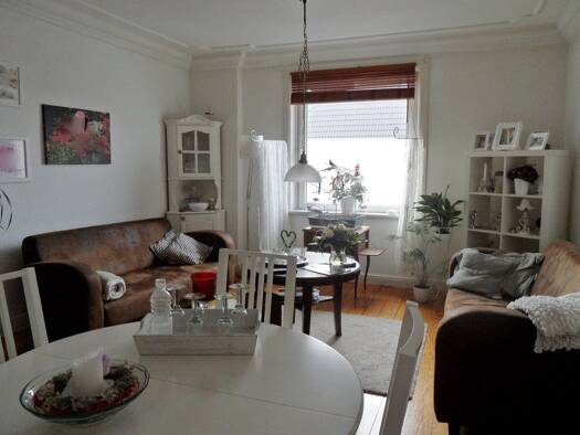 Wohnung zur Miete 1.193 € 4 Zimmer 102 m² 3. Geschoss frei ab 16.08.2026 Pinneberg 25421