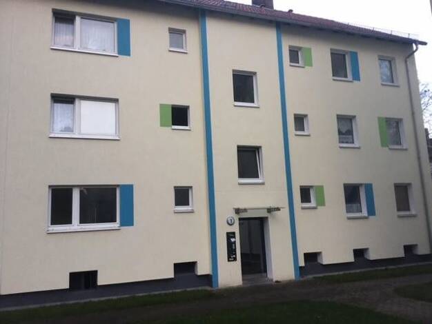 Wohnung zur Miete 512 € 2 Zimmer 56,9 m² 1. Geschoss frei ab 03.10.2026 Eschenweg 1 Lehrte Lehrte 31275