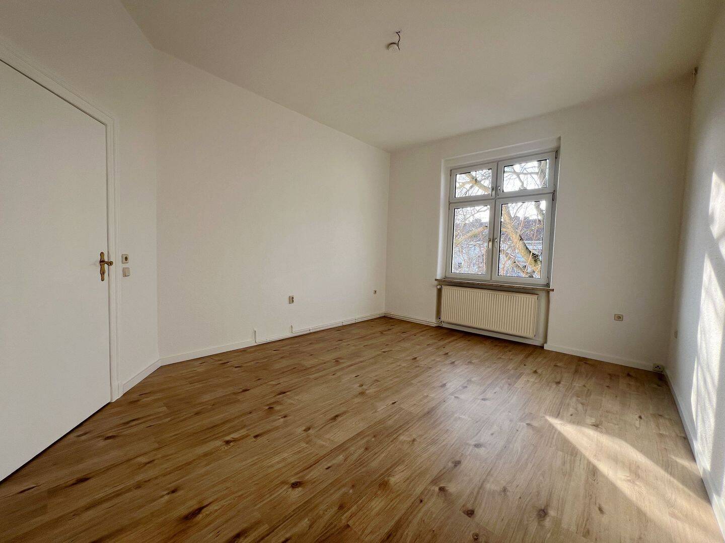 Charmante, großzügige Altbauwohnung im begehrten Stadtfeld Ost – Schillerstr. 31, 39108 Magdeburg – Vorschaubild 6