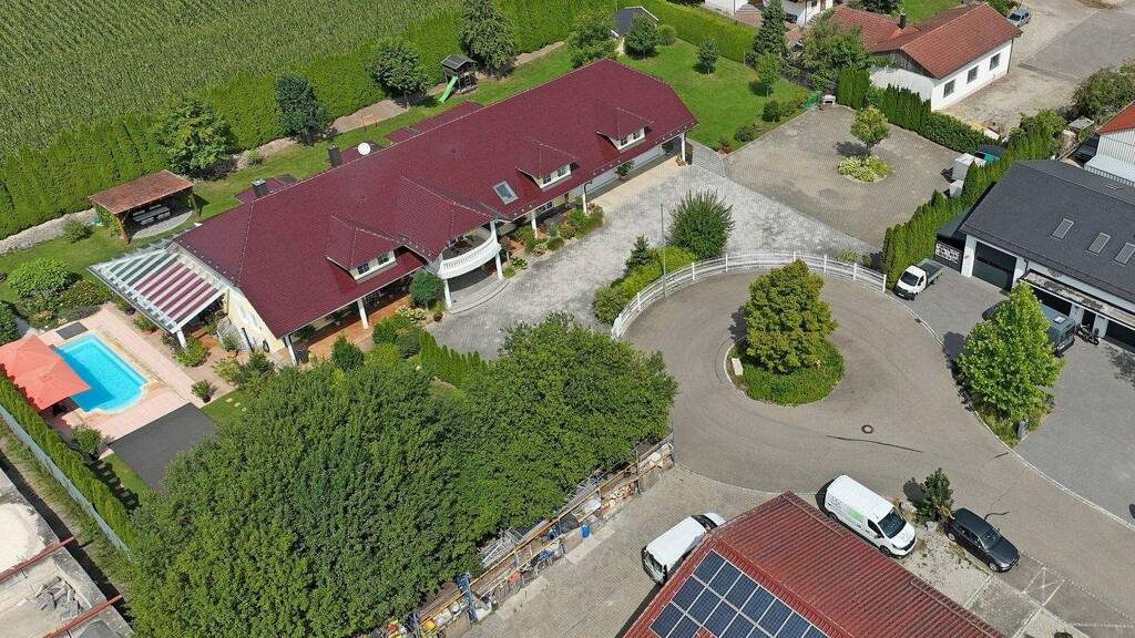 Haus zum Kauf 3.900.000 € 16 Zimmer 604,1 m² 3.527 m² Grundstück Mitterscheyern 85298