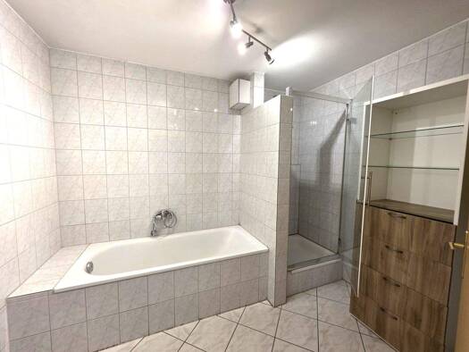 Terrassenwohnung zum Kauf provisionsfrei 397.000 € 4 Zimmer 97 m² 2 Geschosse frei ab sofort Neckarrems Remseck am Neckar 71686