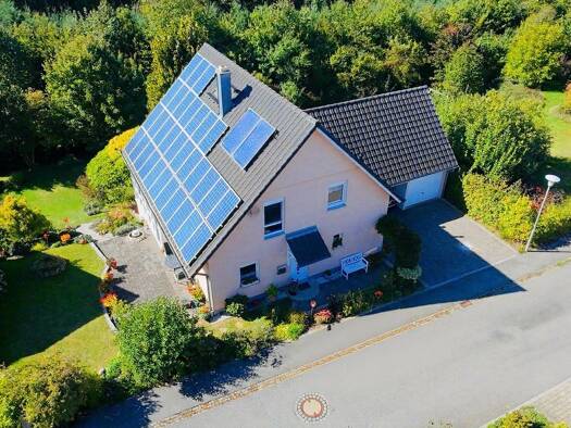 Einfamilienhaus zum Kauf provisionsfrei 459.000 € 5 Zimmer 160 m² 782 m² Grundstück Küps 96328