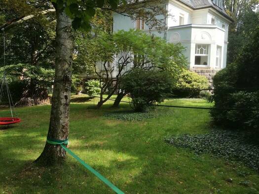 Terrassenwohnung zur Miete 875 € 5 Zimmer 134 m² Geschoss 2/3 frei ab 01.04.2026 Zwickauer Straße 38 Werdau 08412