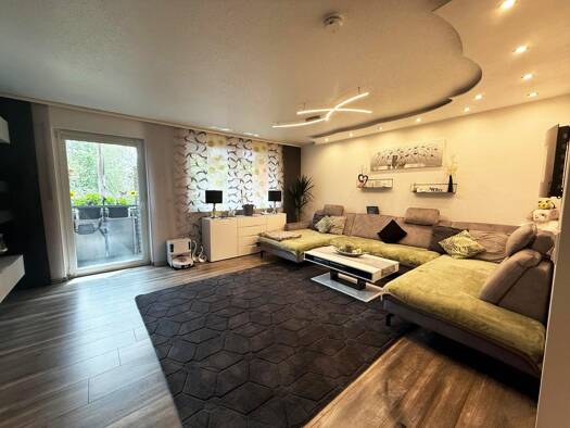 Wohnung zum Kauf 270.000 € 3,5 Zimmer 93 m² 2. Geschoss Burglengenfeld Burglengenfeld 93133