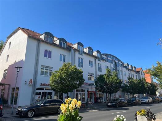 Wohnung zur Miete 515 € 2 Zimmer 54,3 m² 2. Geschoss frei ab sofort Hauptstraße 13 Coswig 01640