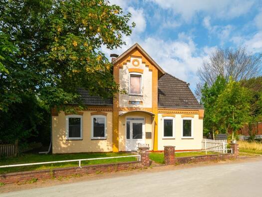 Mehrfamilienhaus zum Kauf 265.000 € 7 Zimmer 172 m² 1.277 m² Grundstück Husum Husum 25813