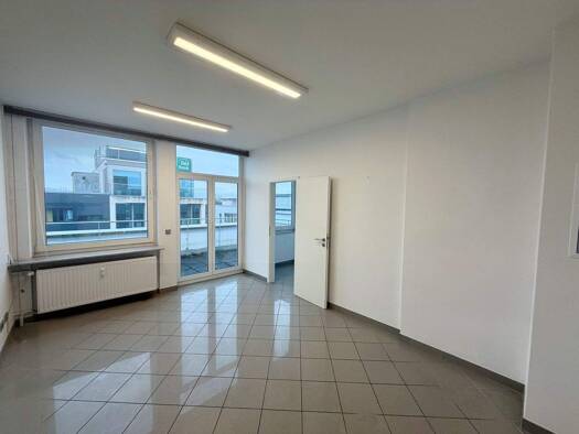 Bürofläche zur Miete provisionsfrei 7,05 € 4 Zimmer 98 m² Bürofläche St Johann Saarbrücken 66111