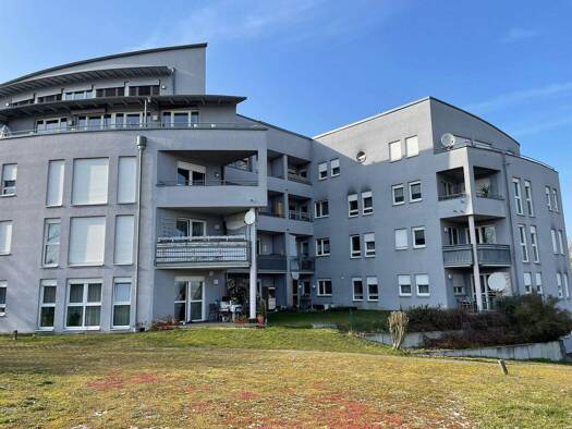 Wohnung zum Kauf 150.000 € 2 Zimmer 57,3 m² frei ab sofort Neustadt Neustadt a.d. Aisch 91413