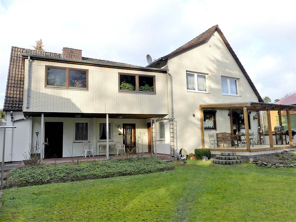 Mehrfamilienhaus zum Kauf 375.000 € 12 Zimmer 299 m²<br/>Wohnfläche 1.405 m²<br/>Grundstück Hohne 29362