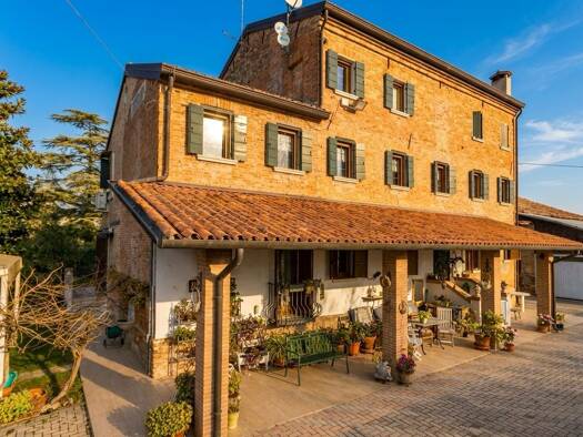Bauernhaus zum Kauf 420.000 € 16 Zimmer 447 m² 3.500 m² Grundstück Jesolo 30016