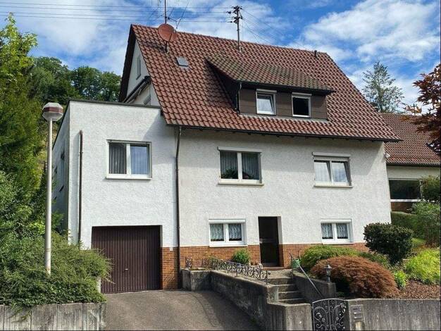 Mehrfamilienhaus zum Kauf 375.000 € 7 Zimmer 137 m² 1.237 m² Grundstück Murrhardt 71540