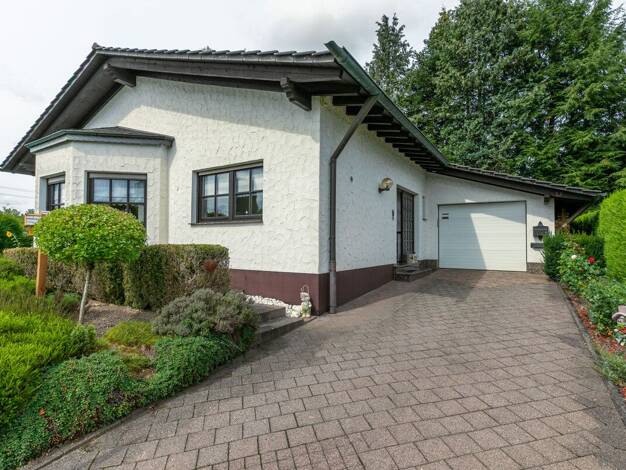 Bungalow zum Kauf 489.000 € 3 Zimmer 106 m² 598 m² Grundstück Neunkirchen Neunkirchen-Seelscheid 53819