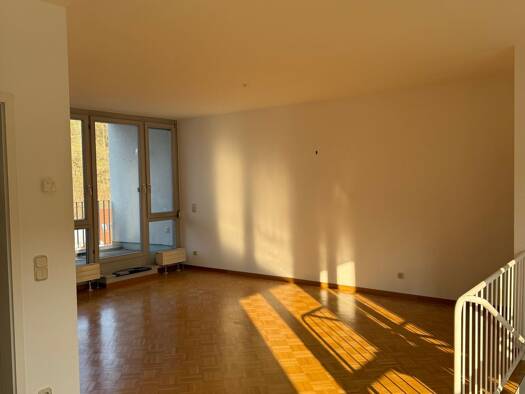 Maisonette zur Miete 621 € 2 Zimmer 73 m² Geschoss 3/4 frei ab sofort Rimbachstraße 19 Suhl 98527