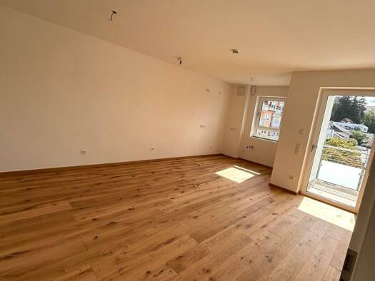 Wohnung zur Miete 910 € 2 Zimmer 60,5 m² EG Deggendorf 94469