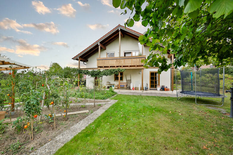 Mehrfamilienhaus zum Kauf 749.000 € 10 Zimmer 279 m² 818 m² Grundstück Mühlacker Mühlacker 75417