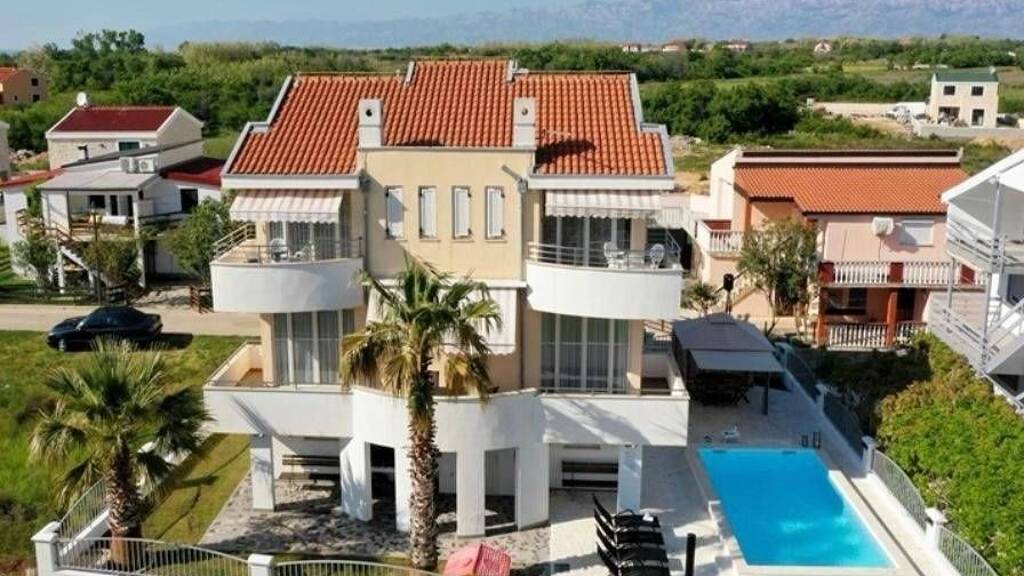 Haus zum Kauf 550.000 € 8 Zimmer 270 m² Privlaka