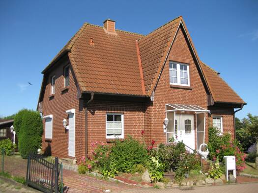Einfamilienhaus zum Kauf 335.000 € 5 Zimmer 134 m² 466 m² Grundstück frei ab sofort Altstadt Stralsund 18439