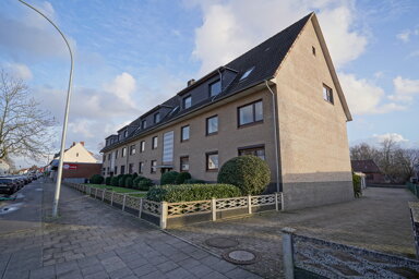 Wohnung zum Kauf 129.000 € 4 Zimmer 109 m² 1. Geschoss Schiffdorferdamm Bremerhaven / Schiffdorferdamm 27574