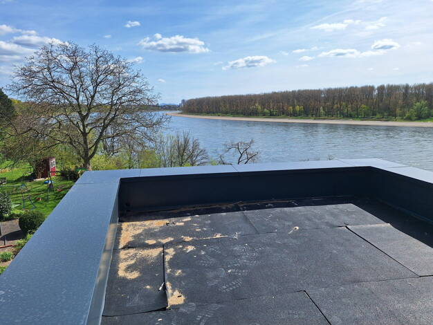 Penthouse zur Miete - Erstbezug 1.936 € 2 Zimmer 88 m² 2. Geschoss frei ab 01.07.2026 Erkerstrasse 23 Ensen Köln Porz Ensen 51149