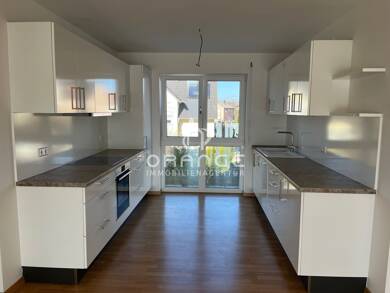 Wohnung zur Miete 985 € 4 Zimmer 103,9 m² 1. Geschoss Schillerstr. 6b Teublitz Teublitz 93158