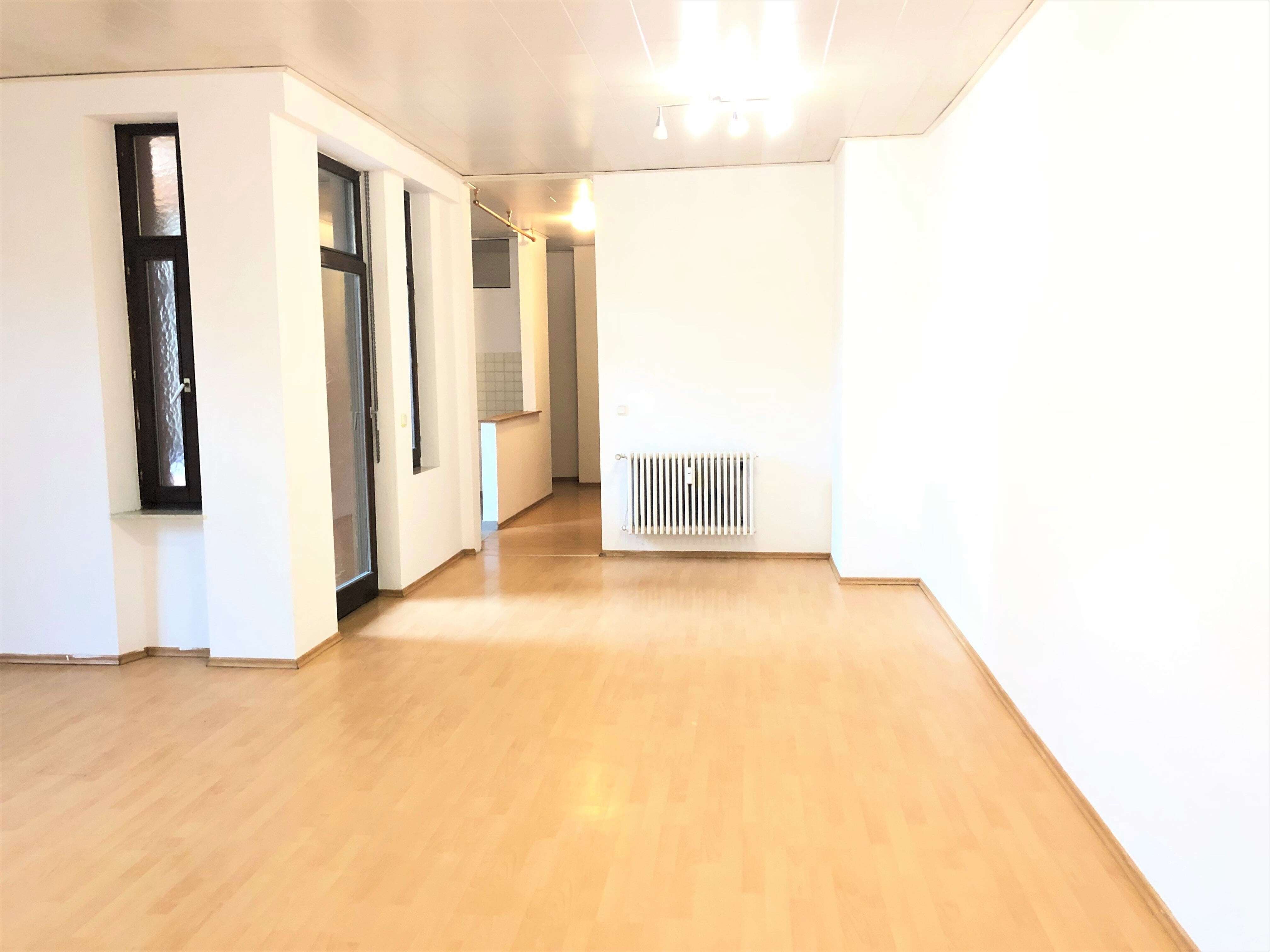 Wohnung zum Kauf 299.000 € 4 Zimmer 100 m²<br/>Wohnfläche 1.<br/>Geschoss Hauptbahnhof Saarbrücken 66111