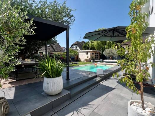 Einfamilienhaus zum Kauf provisionsfrei 1.189.000 € 6 Zimmer 174 m² 595 m² Grundstück Buch Weisendorf 91085