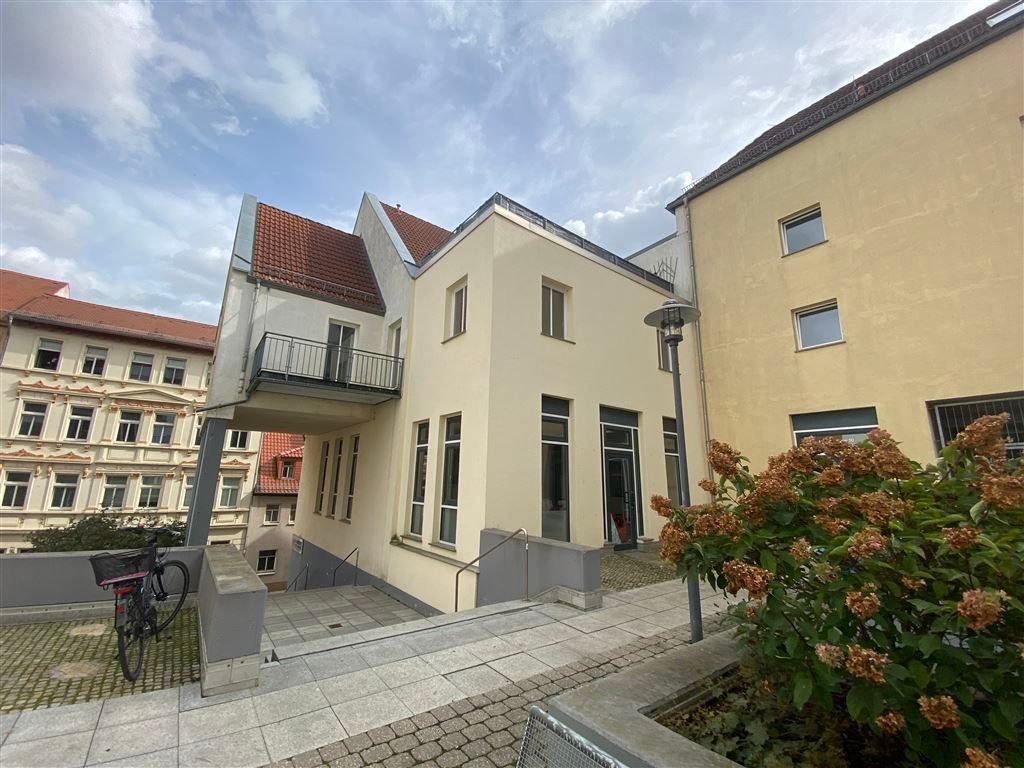 Wohnung zur Miete 425 € 2 Zimmer 65,3 m²<br/>Wohnfläche 1.<br/>Geschoss ab sofort<br/>Verfügbarkeit Kunstgasse 10 Zentrum Altenburg , Thür 04600