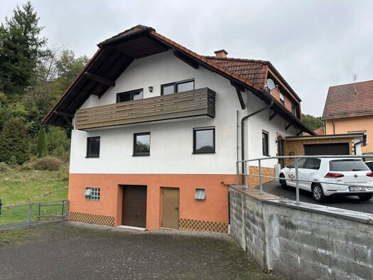Einfamilienhaus zum Kauf 280.000 € 9 Zimmer 204 m² 445 m² Grundstück Lohrhaupten Flörsbachtal 63639
